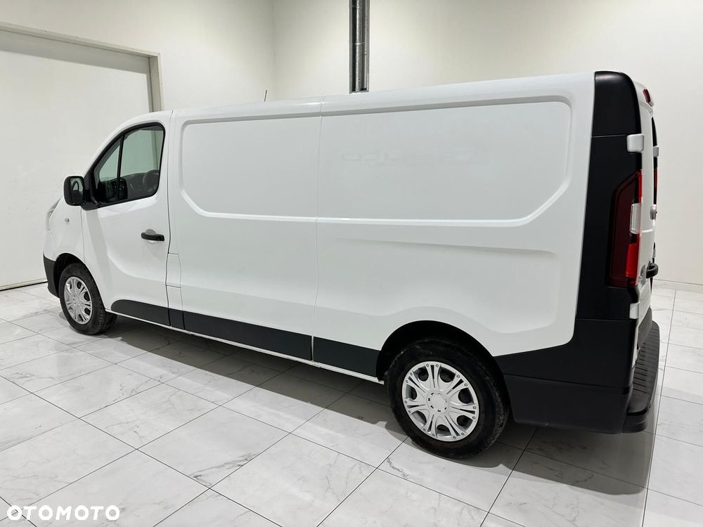 Renault Trafic - 13