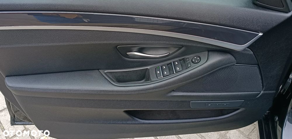 BMW Seria 5 - 36