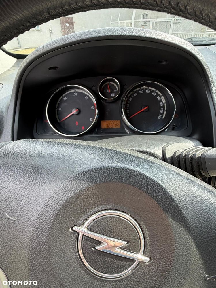 Opel Antara 2.0 CDTI - 16