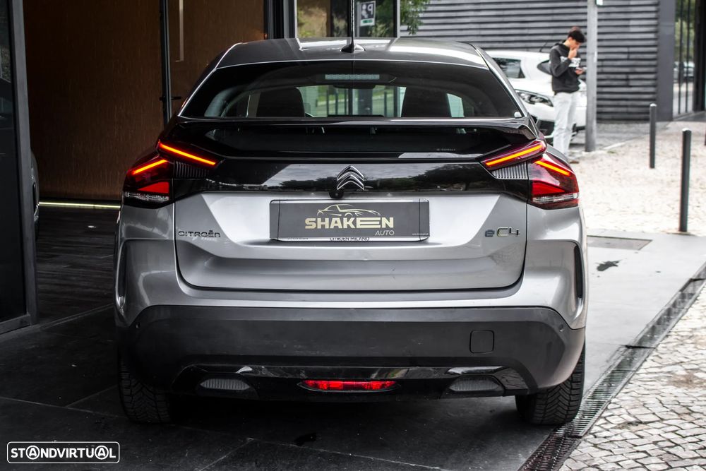 Citroën e-C4 50 kWh Shine - 10