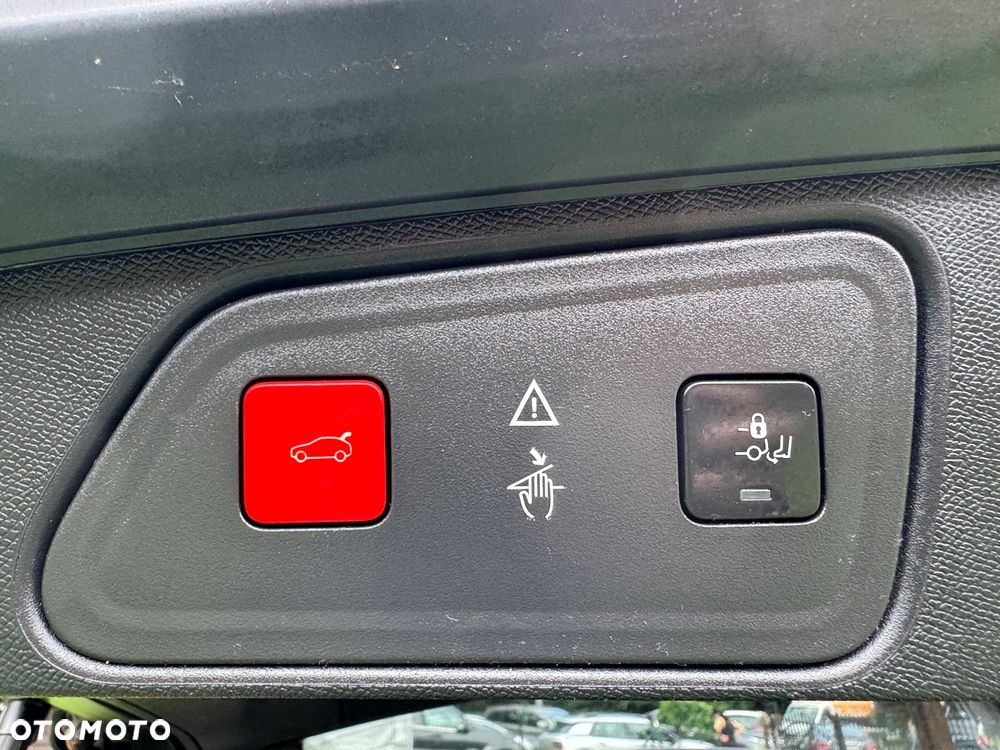 Peugeot 3008 1.2 PureTech Allure - 17