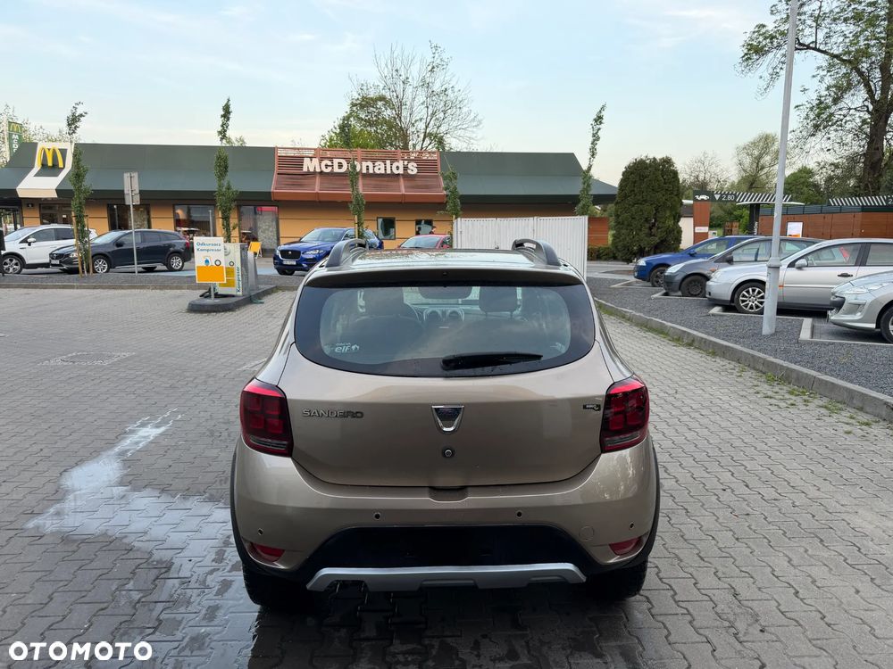 Dacia Sandero Stepway 0.9 TCe Laureate S&S - 4