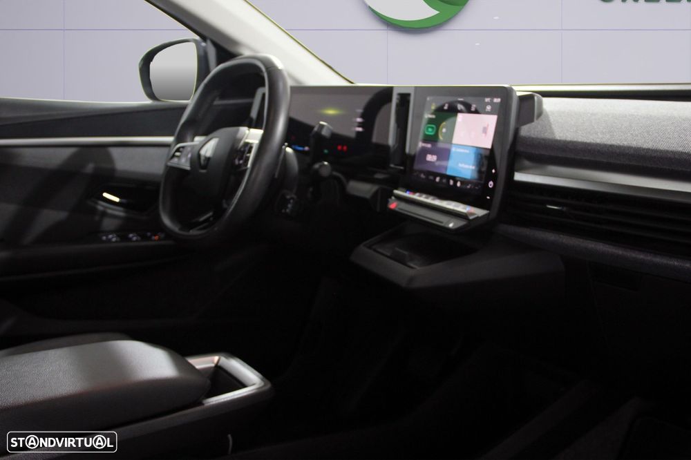 Renault Mégane E-Tech - 8