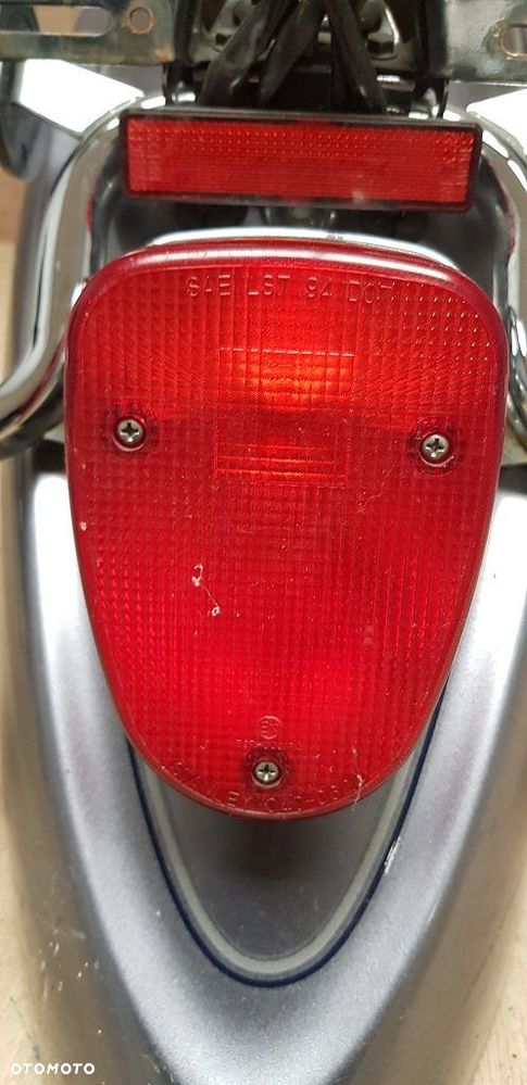 Błotnik tył lampa kierunkowskazy Yamaha XVS1100 Drag Star Classic - 11