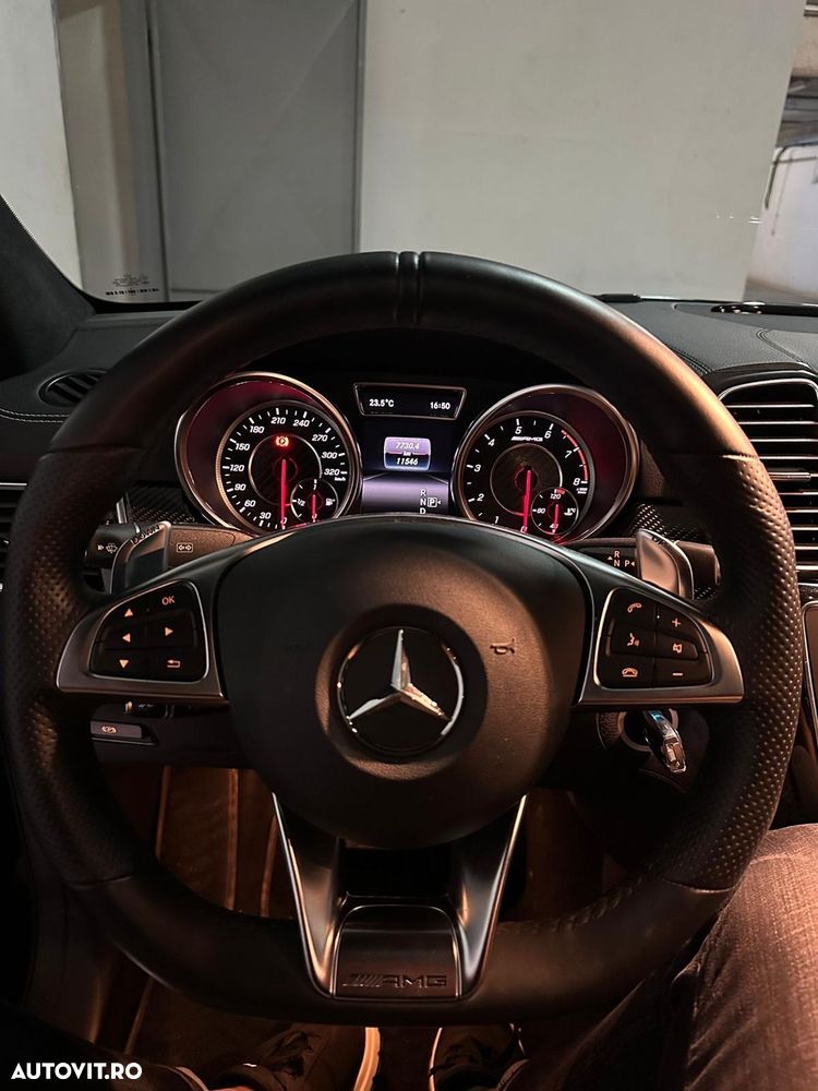 Mercedes-Benz GLE - 11