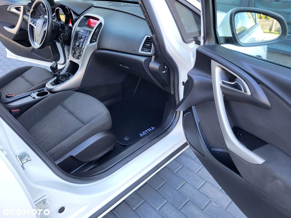 Opel Astra 1.4 Turbo - 23