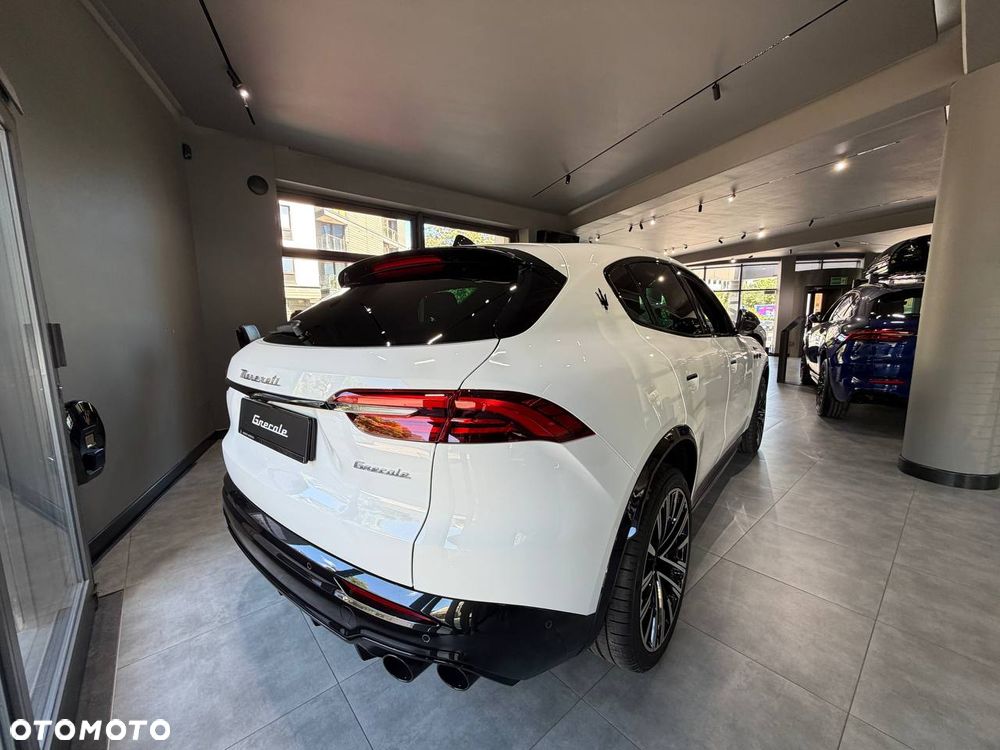 Maserati Grecale mHEV Modena - 9