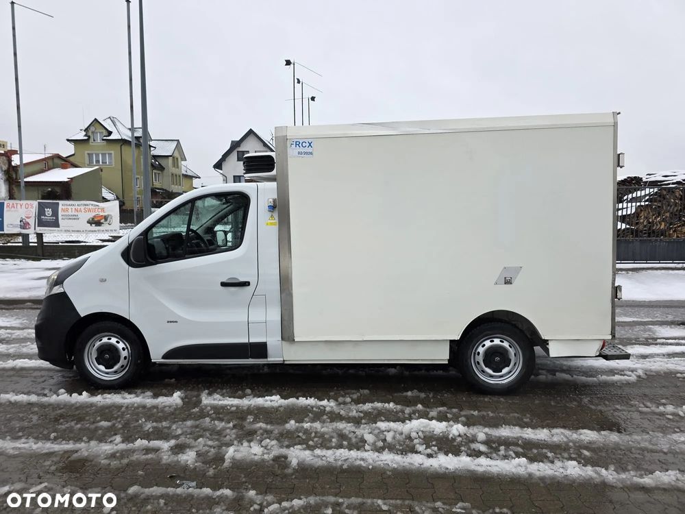 Opel Vivaro Chłodnia - 8