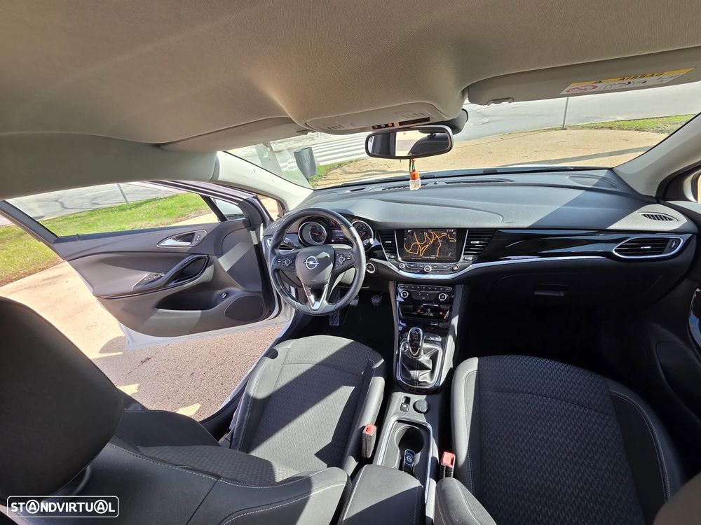 Opel Astra Sports Tourer 1.6 CDTi Selection S/S - 18