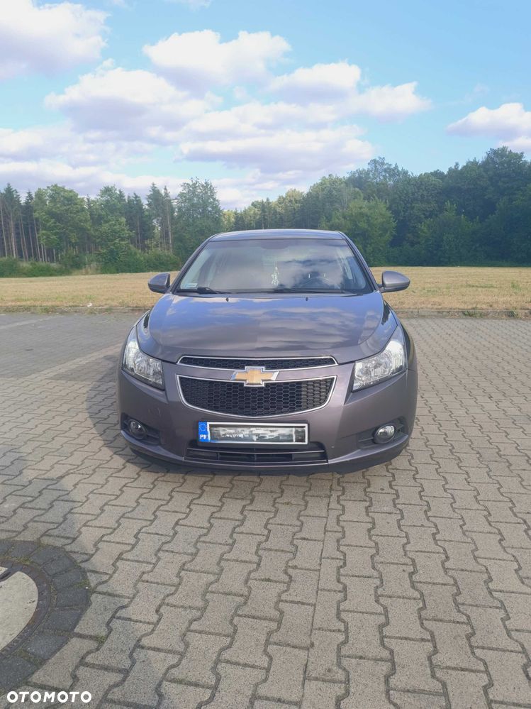 Chevrolet Cruze - 1