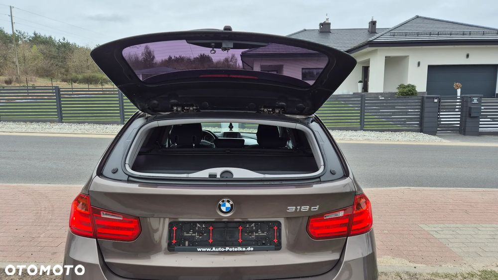 BMW Seria 3 318d - 17