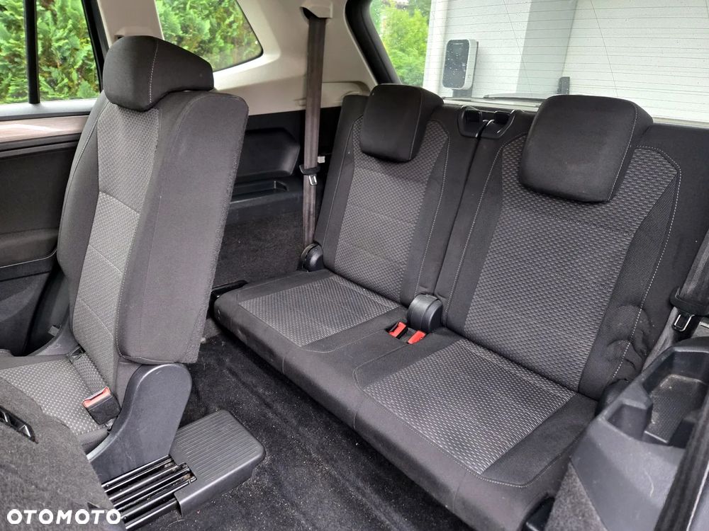 Volkswagen Tiguan Allspace 2.0 TDI 4Mot SCR Comfortline DSG - 10