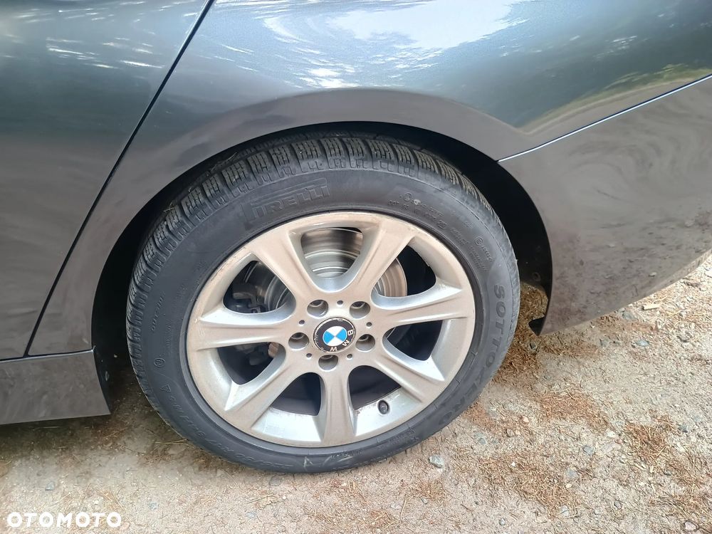 BMW Seria 3 - 16