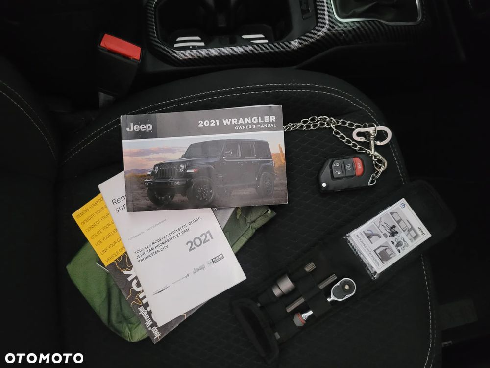 Jeep Wrangler - 22