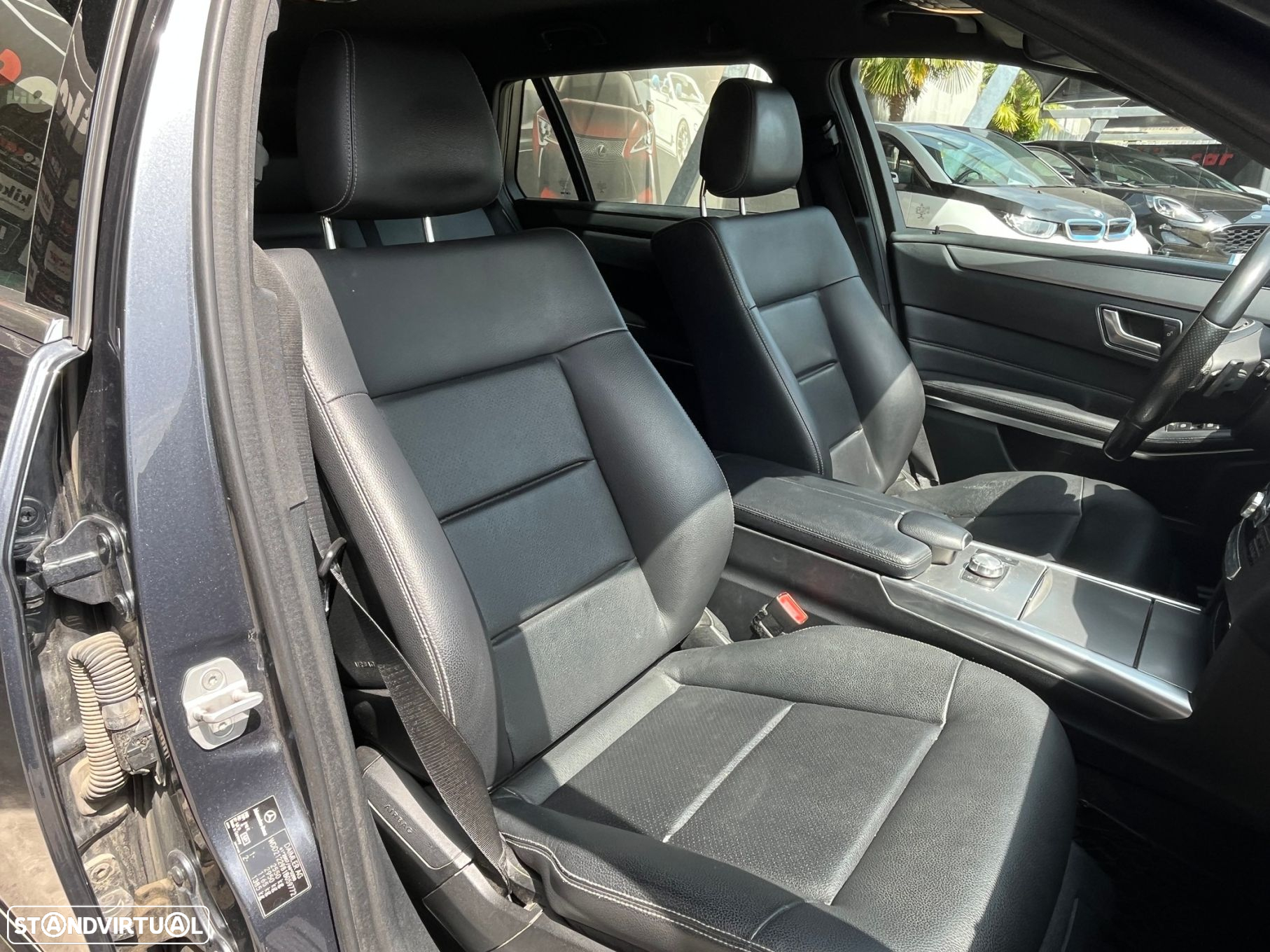 Mercedes-Benz E 300 Bluetec Hybrid Avantgarde - 45