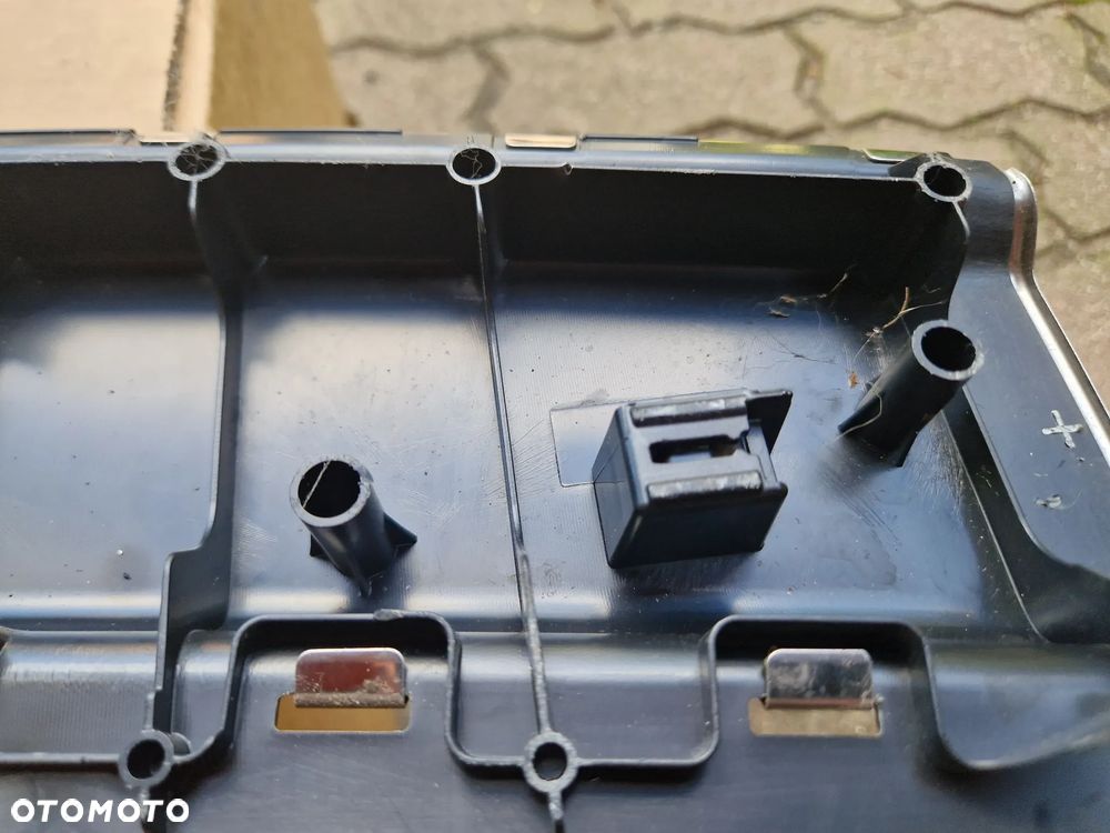 Volkswagen Touareg II Listwa Ozdoba Bagażnika 7P0863459E Zielona Góra - 3