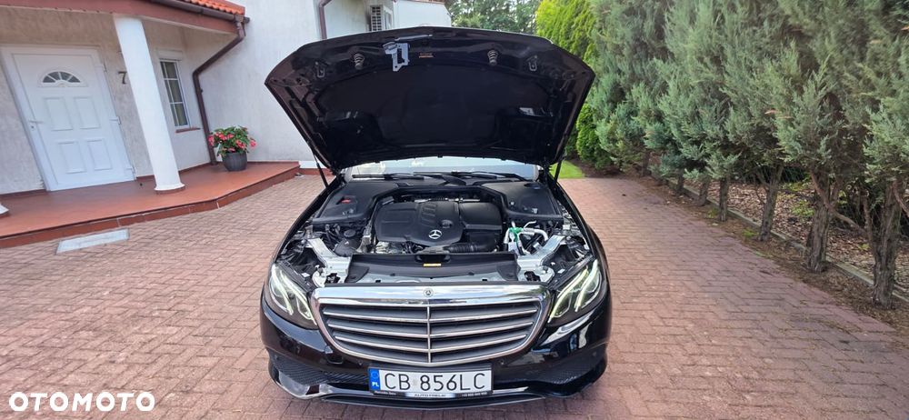 Mercedes-Benz Klasa E - 21