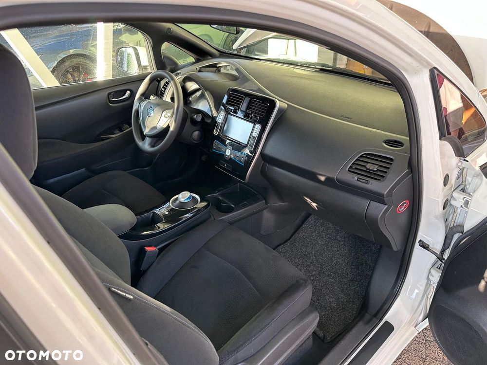 Nissan Leaf 30 kWh (mit Batterie) Acenta - 3