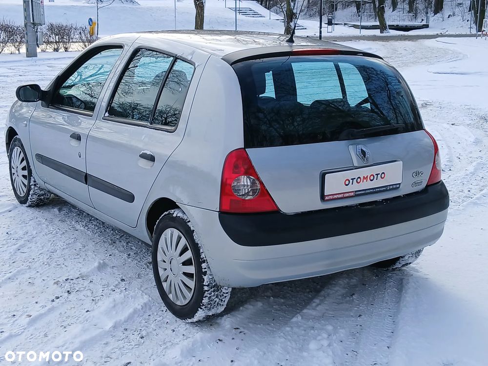 Renault Clio 1.2 16V Confort Dynamique - 18