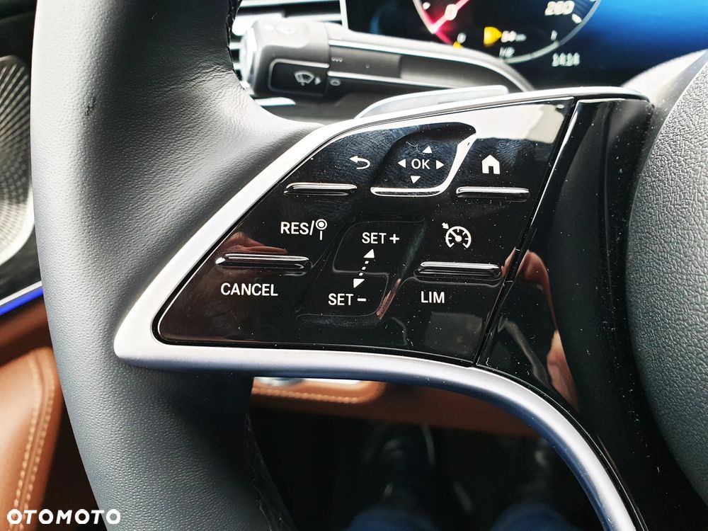 Mercedes-Benz GLE 300 d mHEV 4-Matic AMG Line - 39