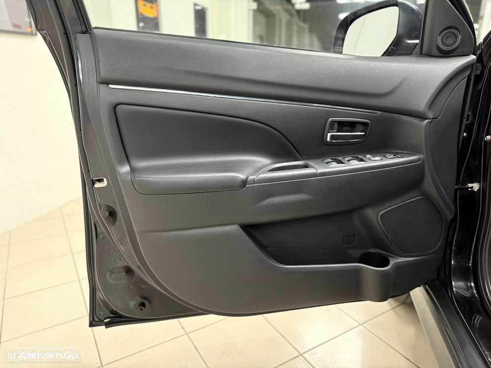 Mitsubishi ASX 1.8 DI-D Intense - 13