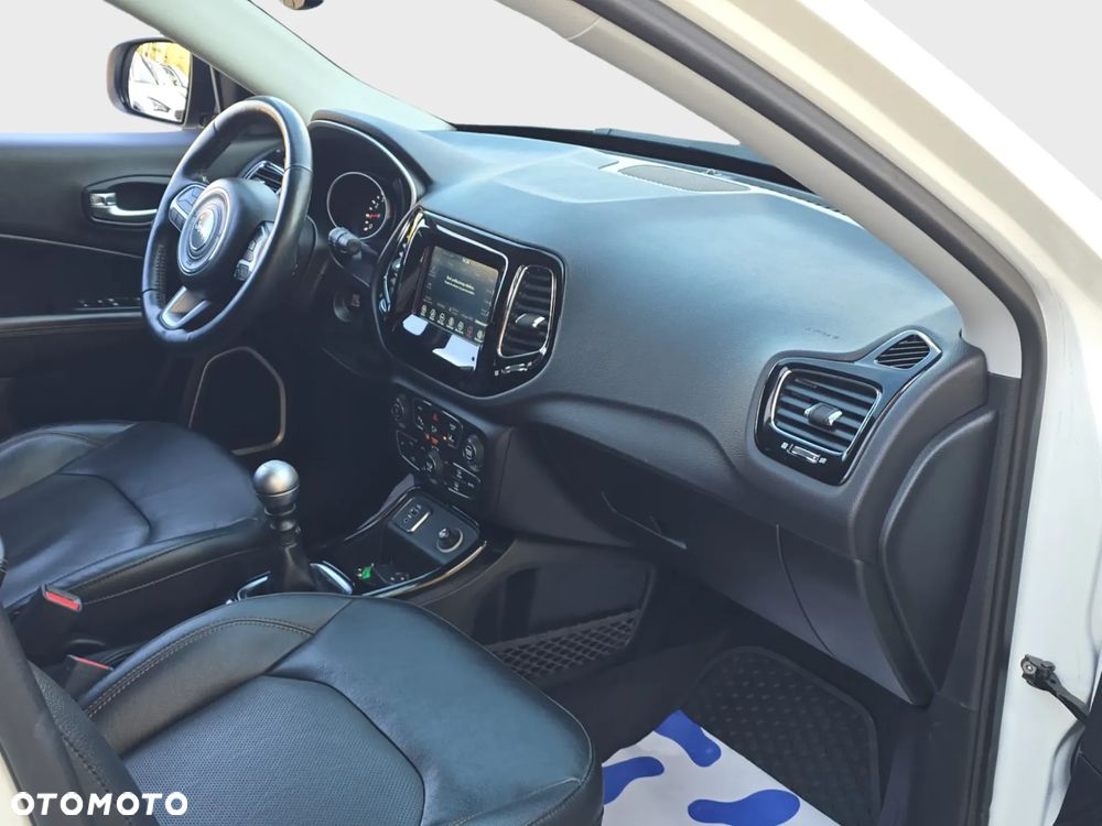 Jeep Compass 1.4 MultiAir Business Line - 19