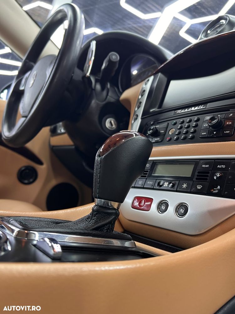 Maserati GranTurismo Standard - 8