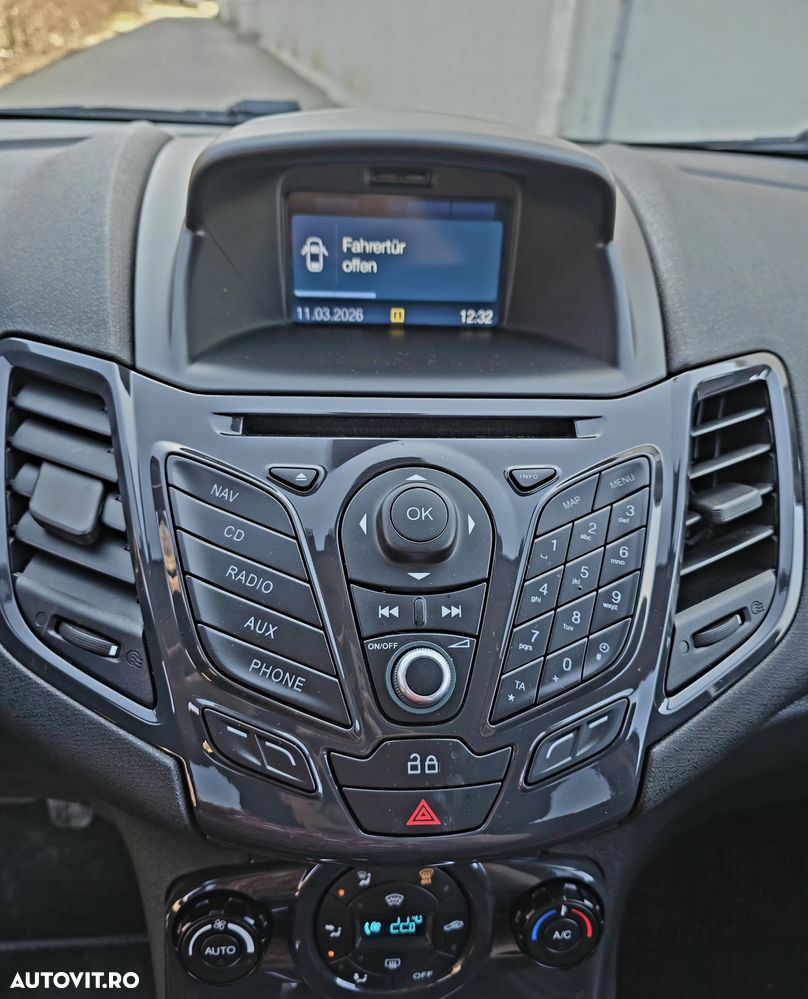 Ford Fiesta 1.6 TDCI Individual - 23