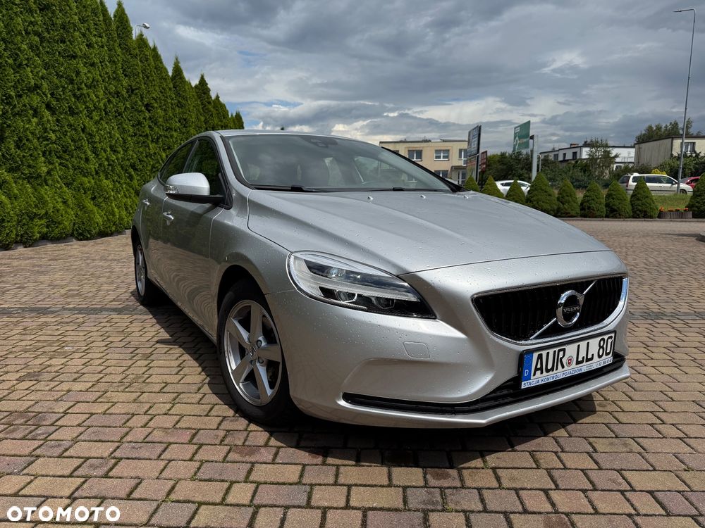Volvo V40 - 2