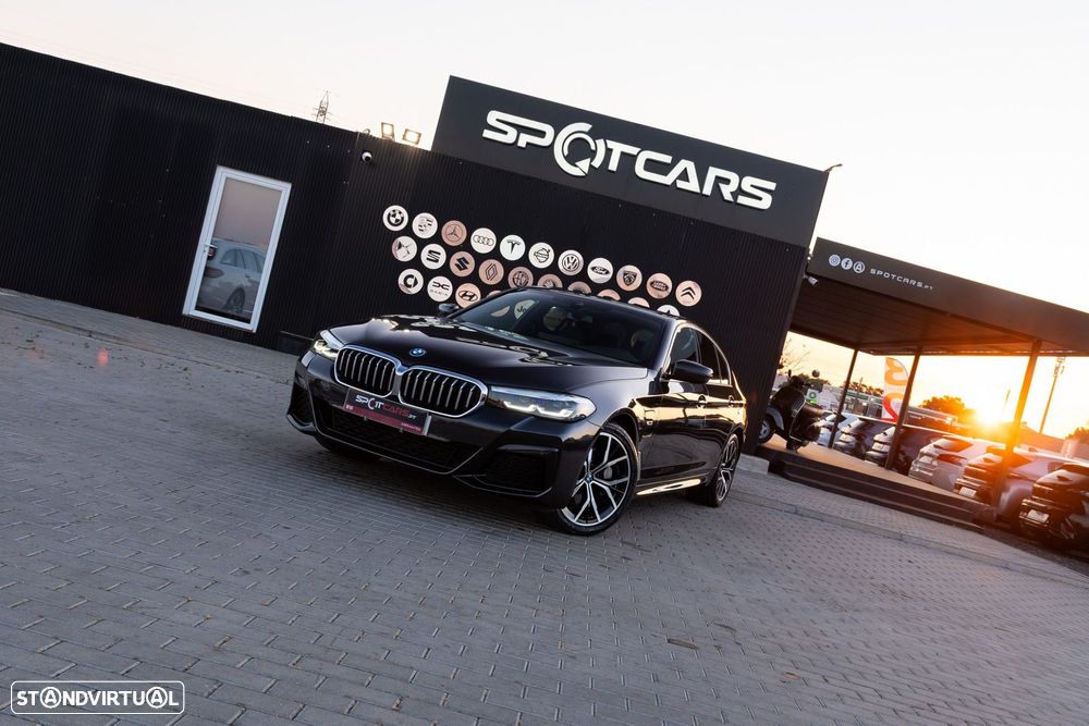 BMW 530 e Pack M - 1