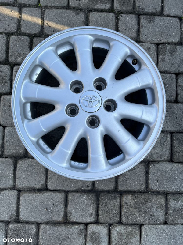 Alufelgi 5x114,3 16 cali Toyota Corolla Auris Avensis