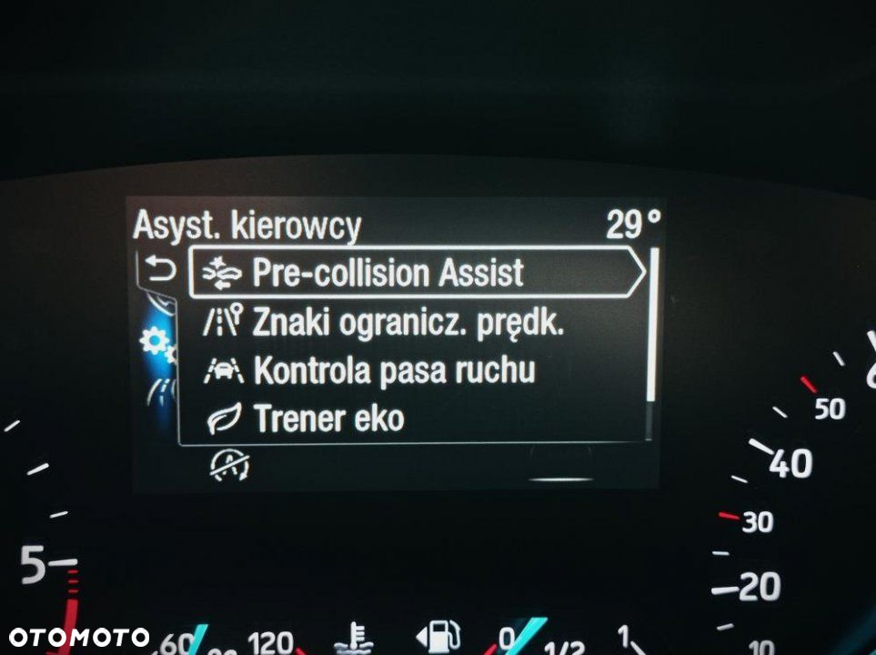 Ford Focus - 24
