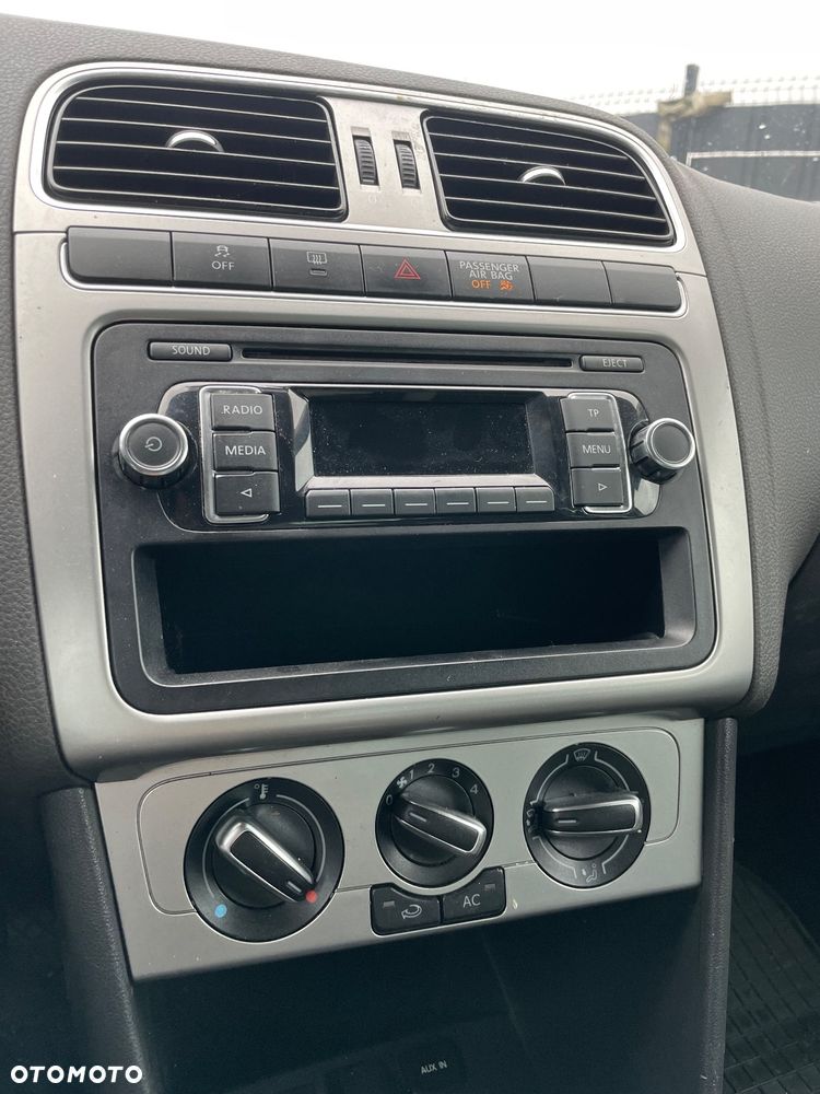 Volkswagen Polo 1.6 TDI Life - 10