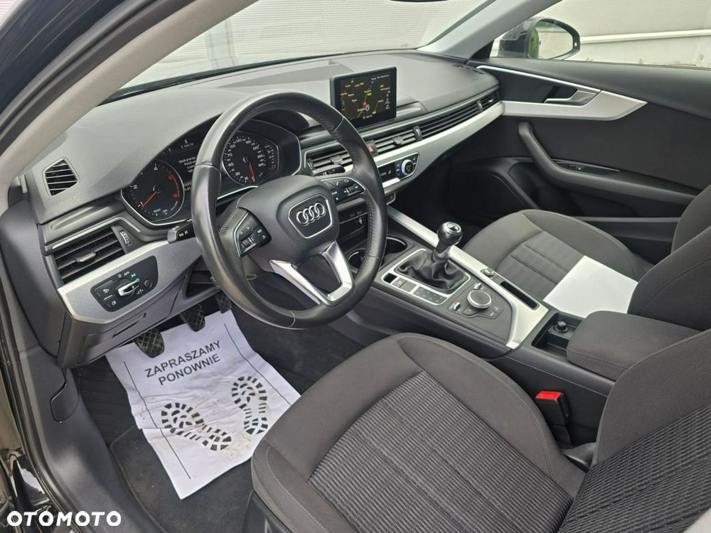 Audi A4 Limousine - 25