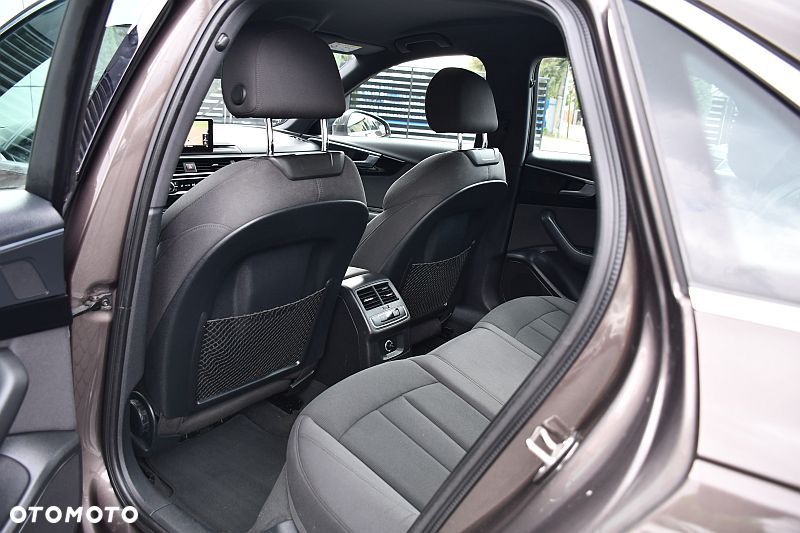 Audi A4 Limousine 1.4 TFSI Sport - 19
