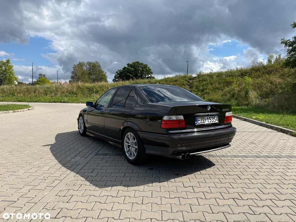 BMW Seria 3 - 4