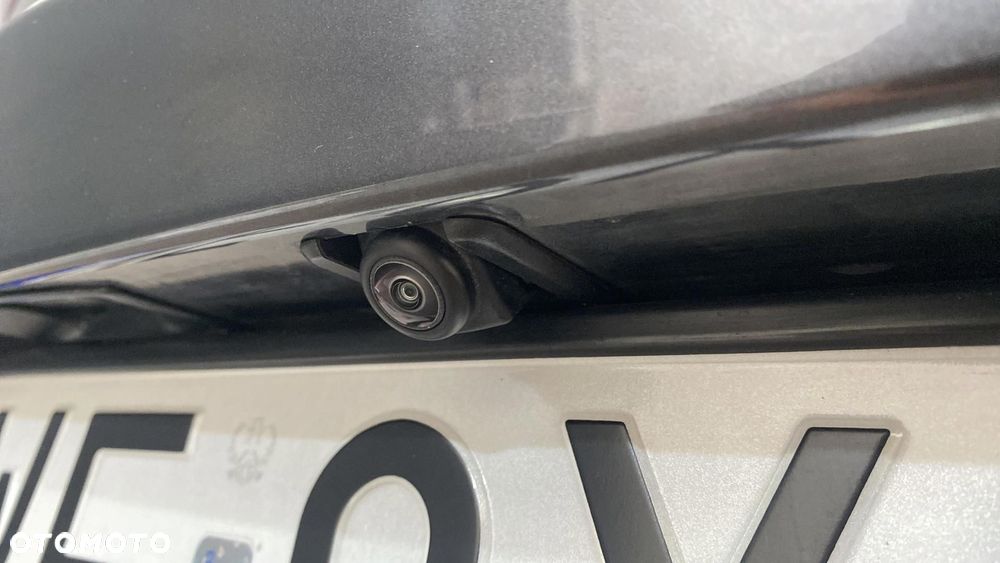 Mazda 3 e-SKYACTIV-X 186 M HYBRID EXCLUSIVE-LINE - 28