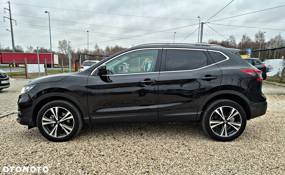 Nissan Qashqai 1.3 DIG-T N-WAY - 10