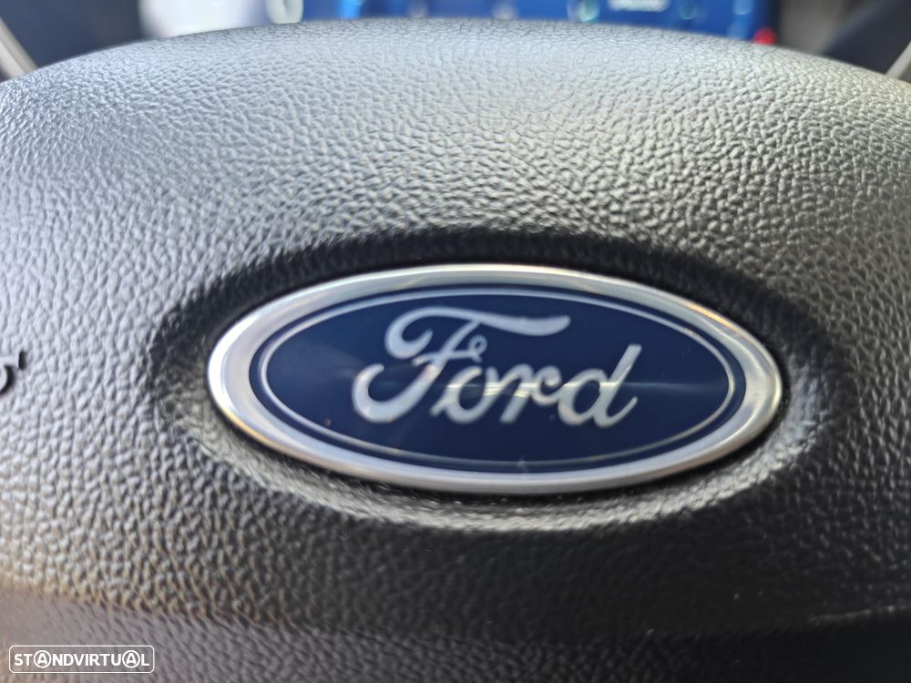Ford Focus 1.0 EcoBoost MHEV ST-Line - 30