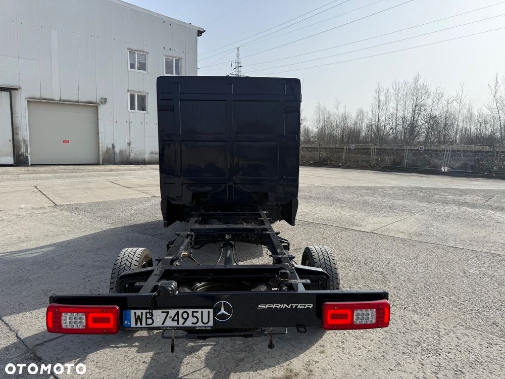 Mercedes-Benz Sprinter 319 - 2