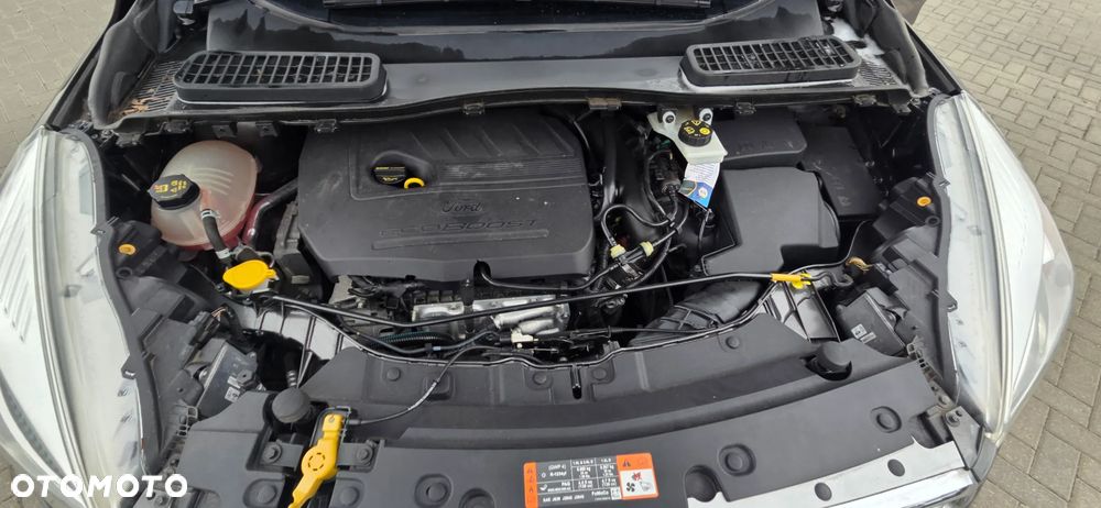 Ford Kuga 1.5 EcoBoost 2x4 Titanium - 39