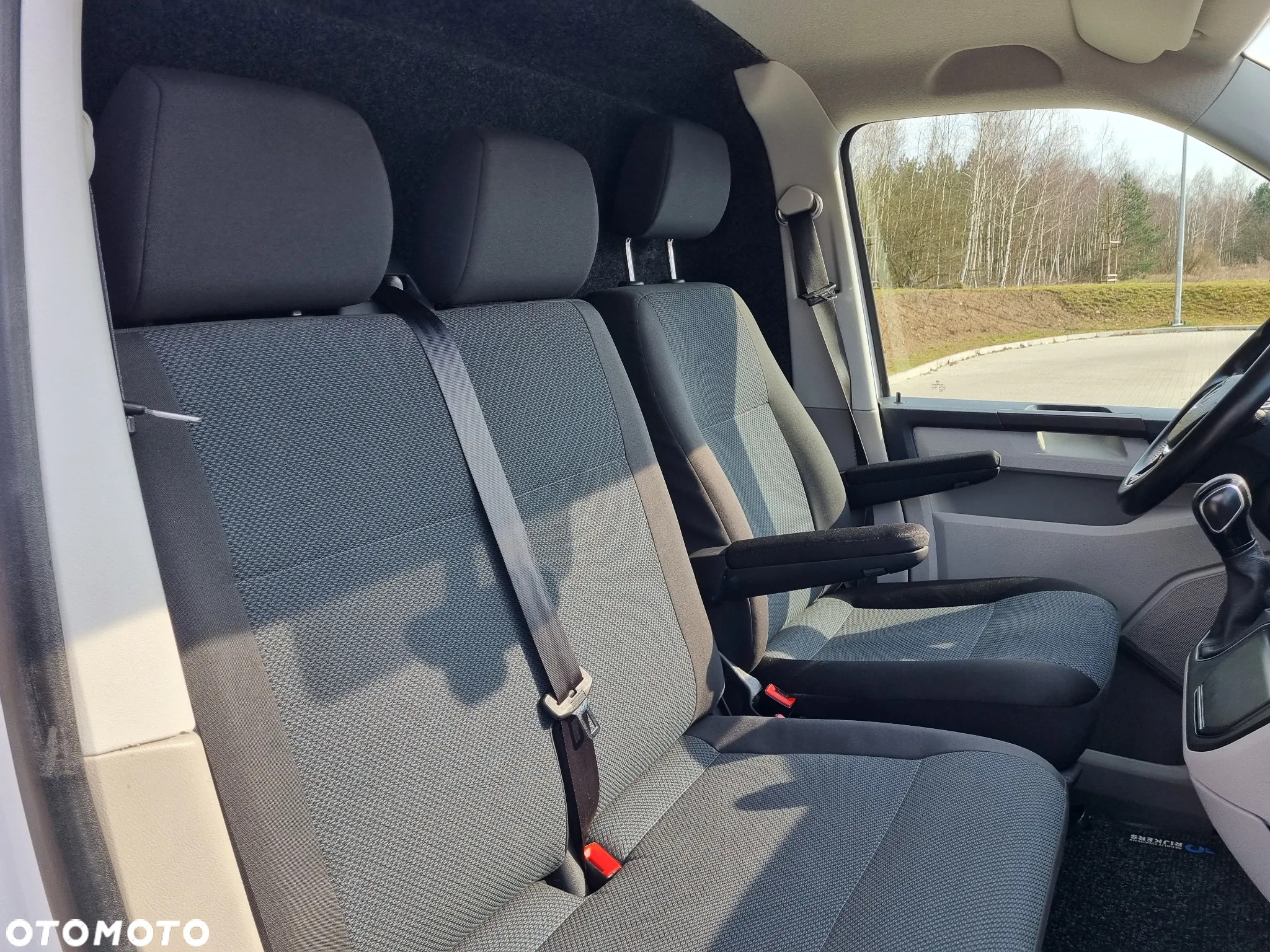 Volkswagen Transporter - 16