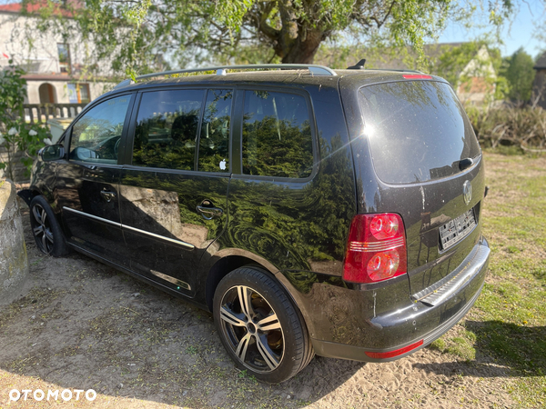 Volkswagen Touran 1.4 TSI Highline