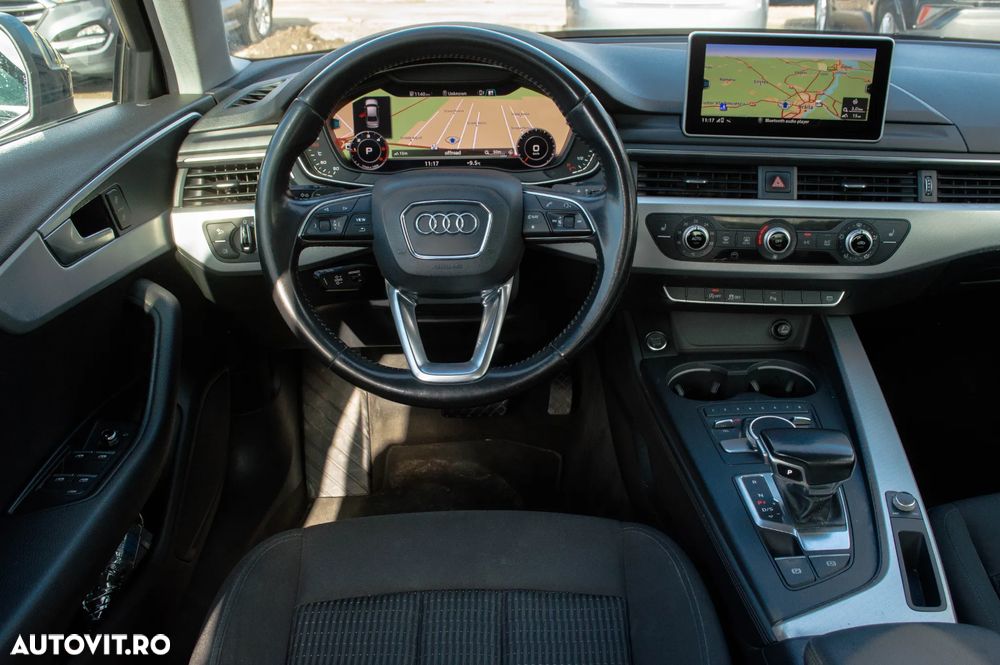 Audi A4 2.0 TDI S tronic Design - 34