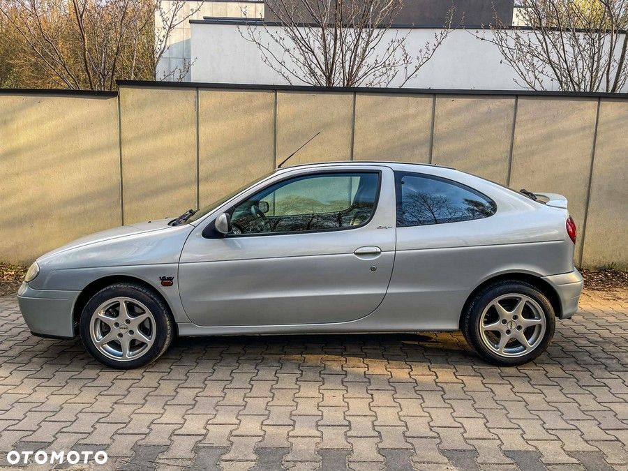 Renault Megane 1.6 - 3