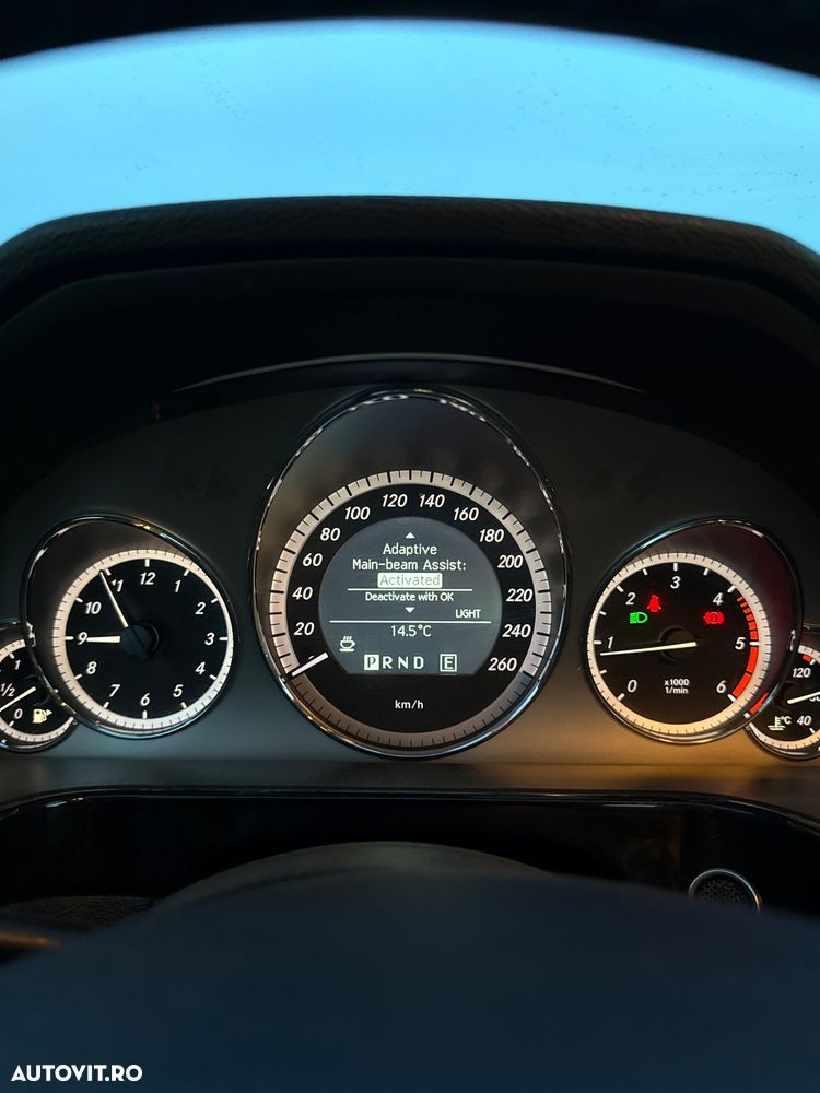 Mercedes-Benz E 220 CDI BlueEfficiency Aut. - 25