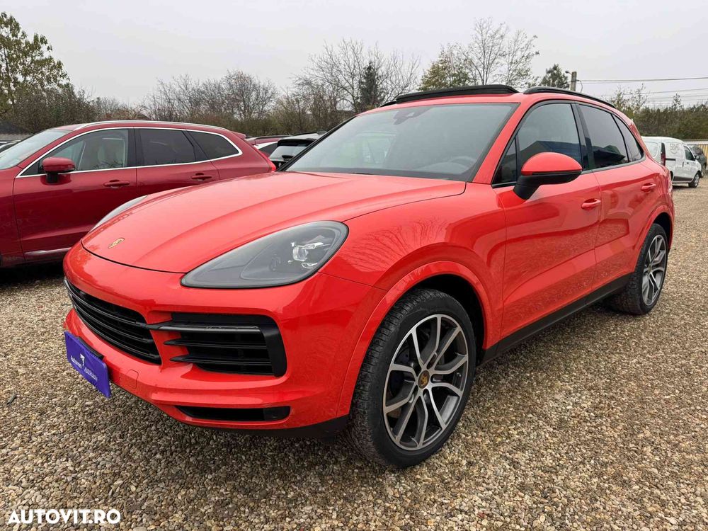 Porsche Cayenne - 2