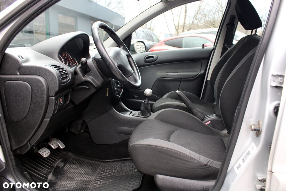 Peugeot 206 1.4 Trendy - 7