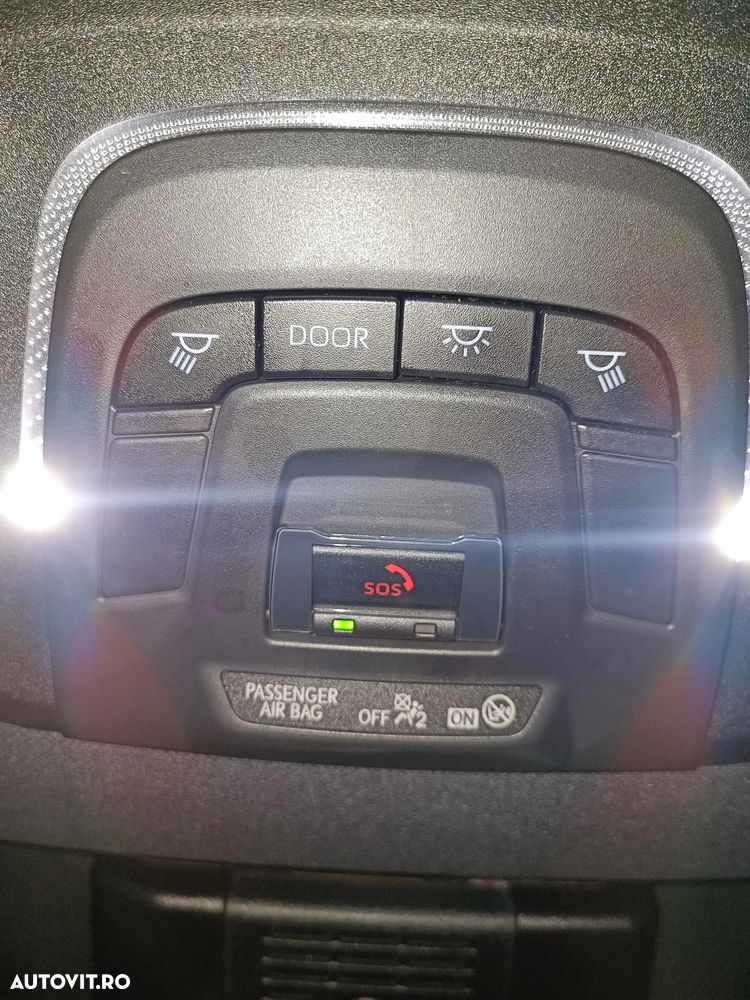 Toyota Corolla 1.8 HSD Eco - 17