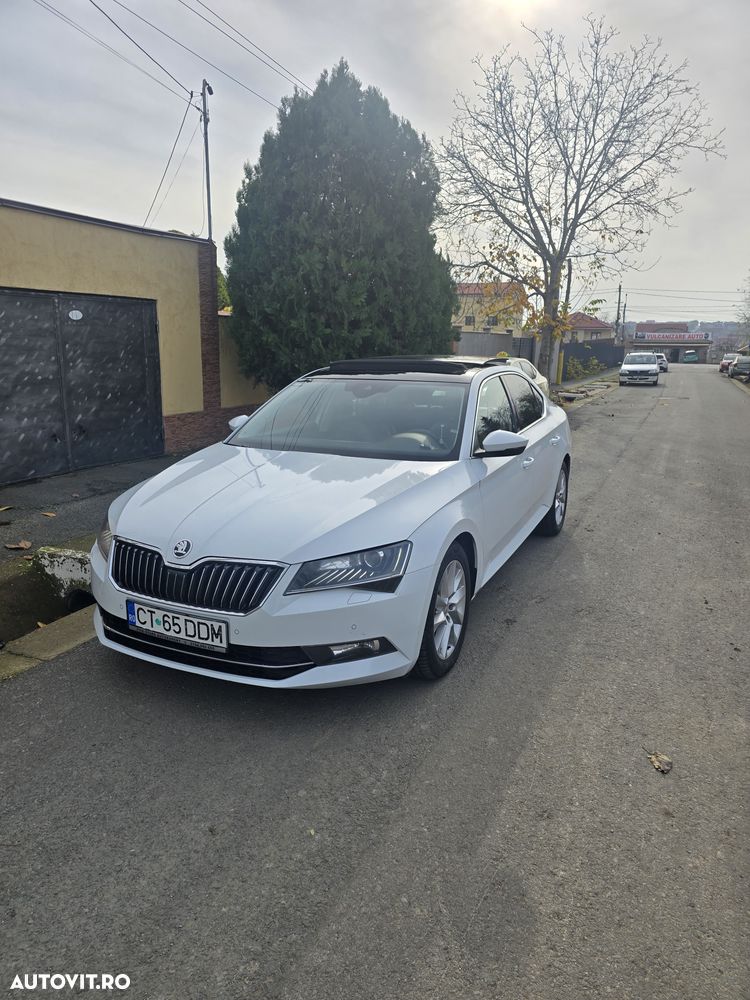 Skoda Superb 2.0 TDI DSG Premium Edition - 2